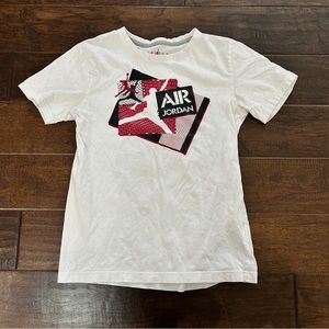 Jordan Boys' Air Jordan T-Shirt, White, Large
